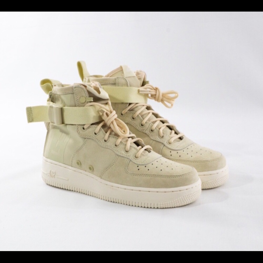 Nike Airforce 1’s